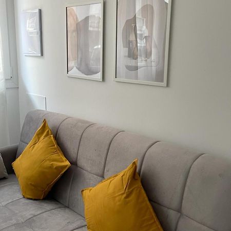 Exyca Metropolitano Apartment Madrid Luaran gambar