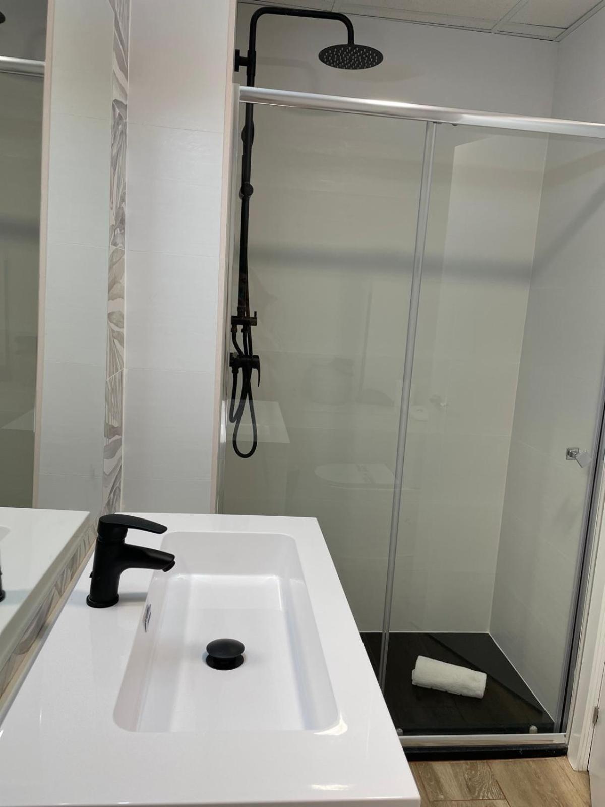 Exyca Metropolitano Apartment Madrid Luaran gambar